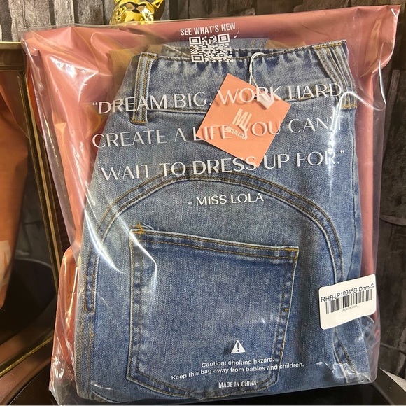 Cut-out Stocking Jeans by Miss Lola - Picture 9 of 9